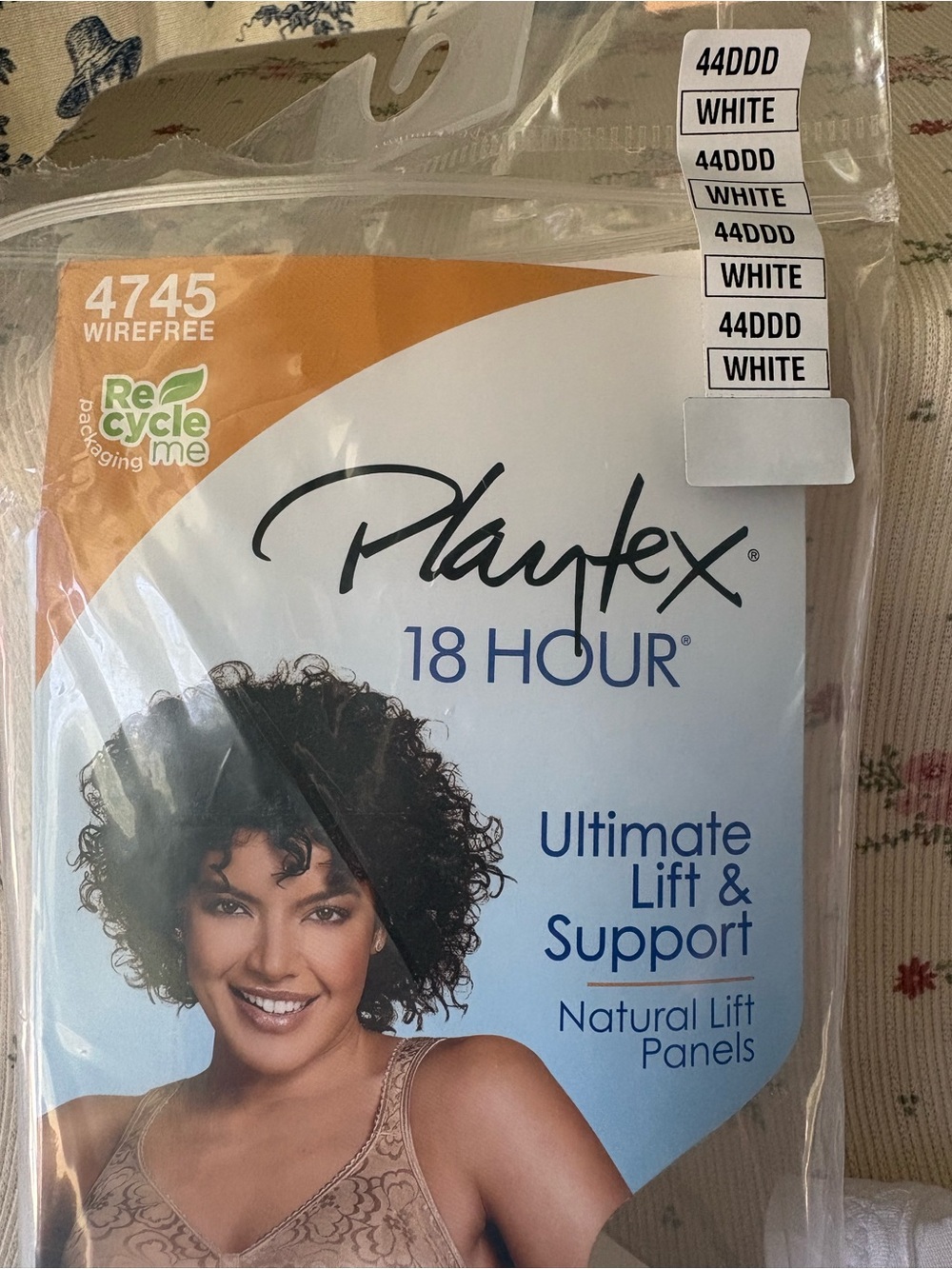 Playtex 18 Hour Wirefree Bra in White 44DDD